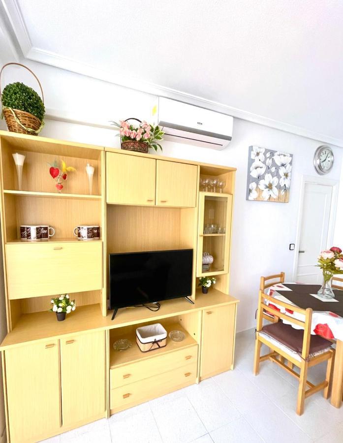 Captain Garcia Apartment Торевиеха Екстериор снимка